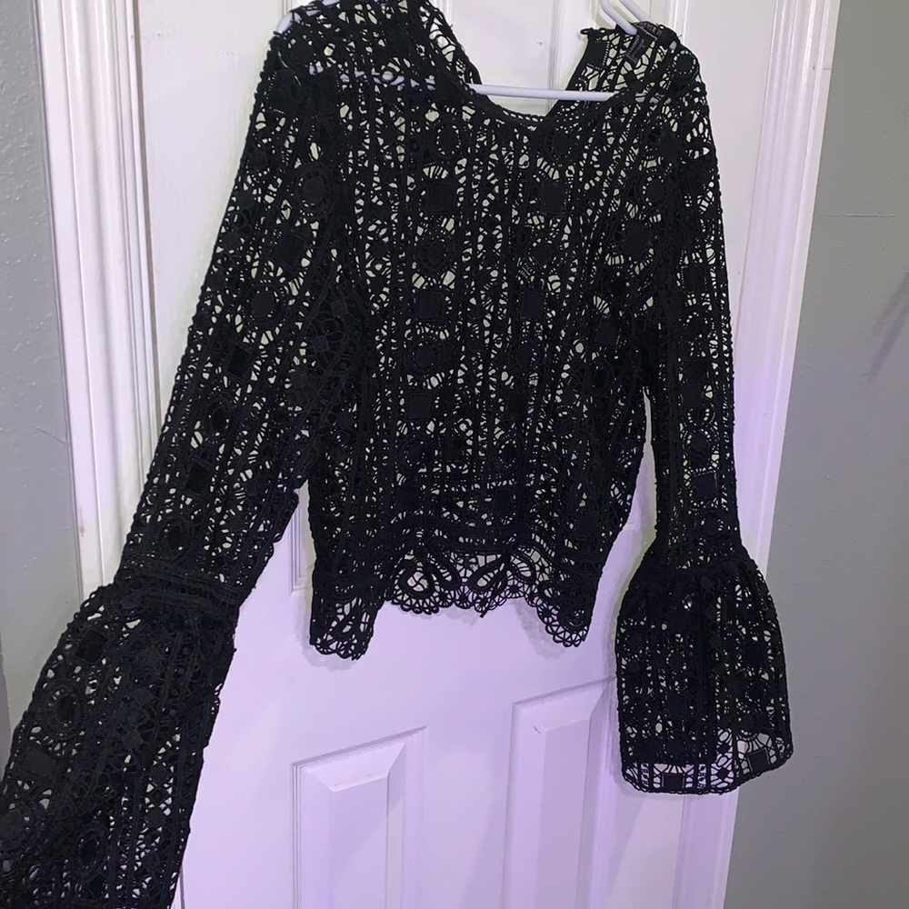 Long sleeve crop top